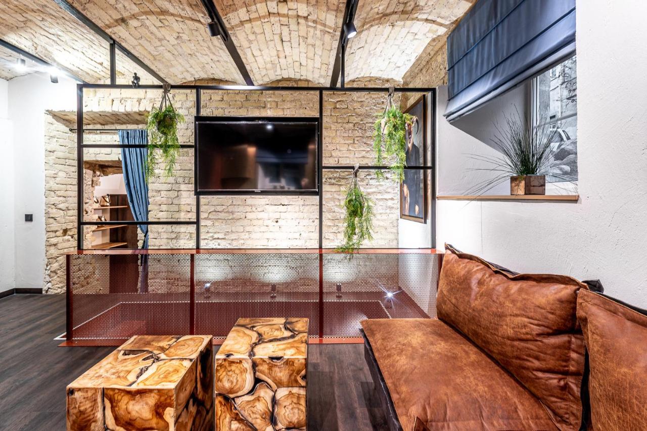Unesco Hidden Arches - Restored 3 Bedroom Apartment In The Historic Pilies St. 维尔纽斯 外观 照片